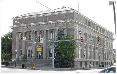 Norwood City Hall, 2007.